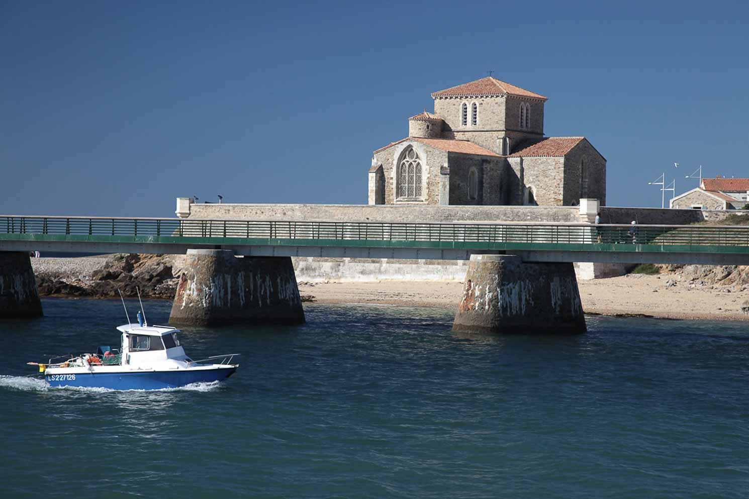 Les Sables d&apos;Olonne Fort Saint Nicolas la nuit