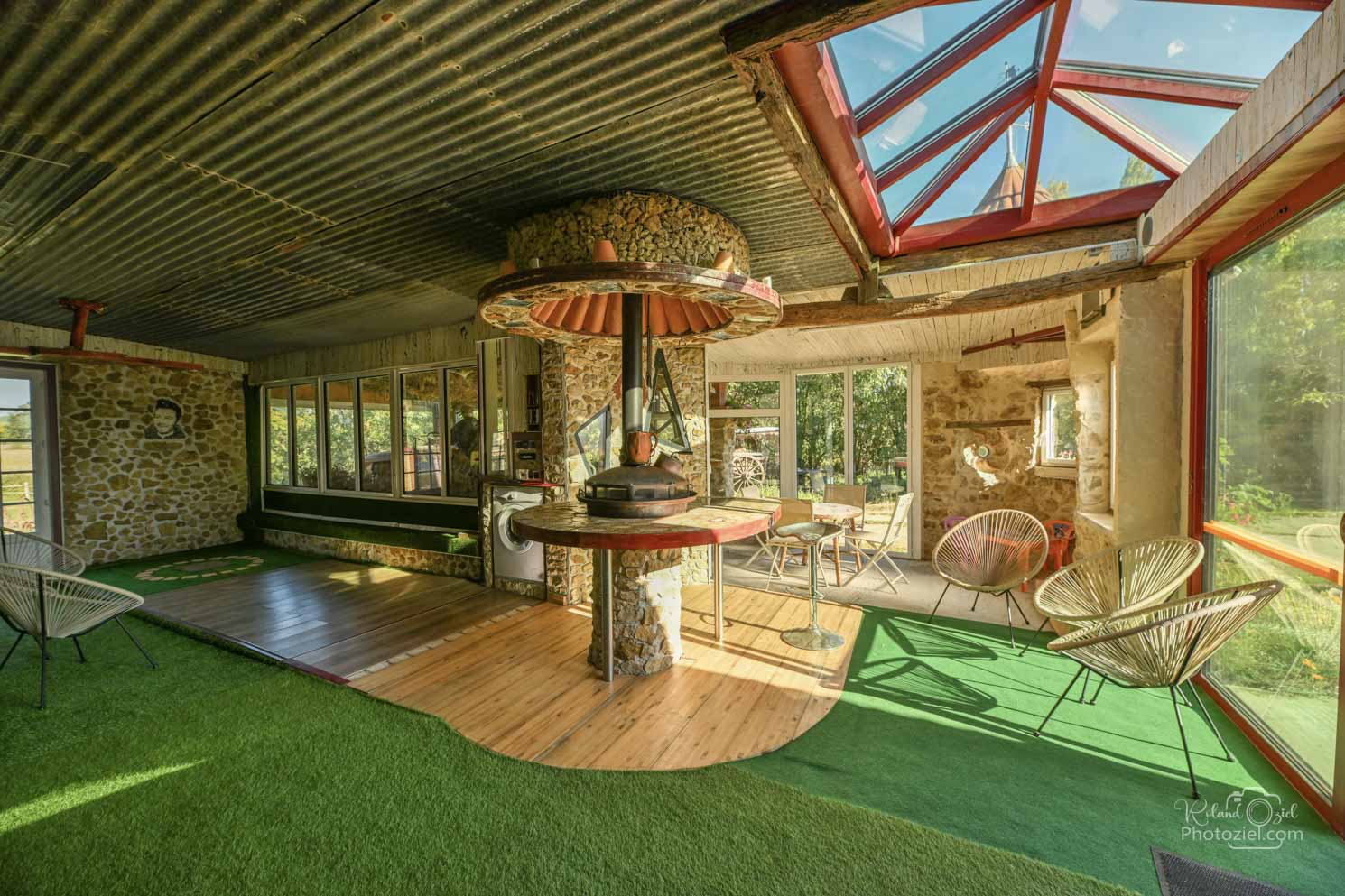 Grande pièce de vie pour les groupes